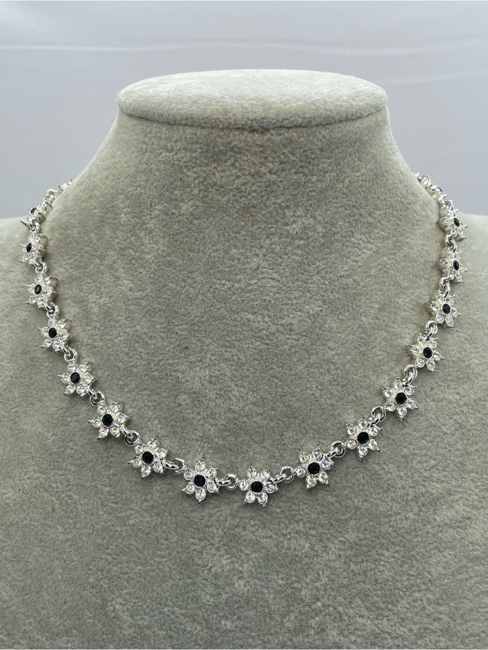 Vintage Napier Silver Tone Black & Clear Crystal Floral Necklace